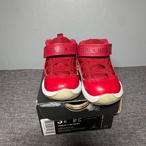Jordan Kids Bright Red Sneakers